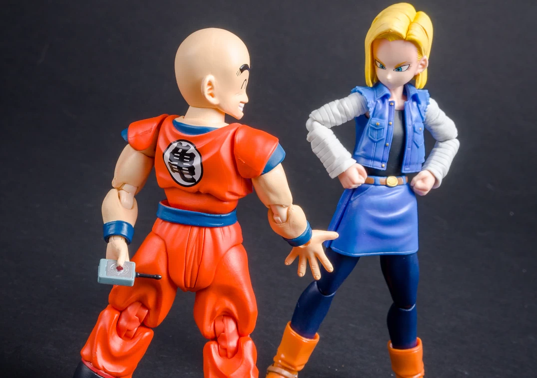 Android 18 - S.H. Figuarts - 2014 - 05