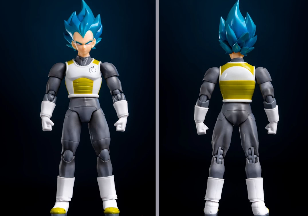 Super Saiyan God Super Saiyan Vegeta - S.H. Figuarts - 2016 - 04