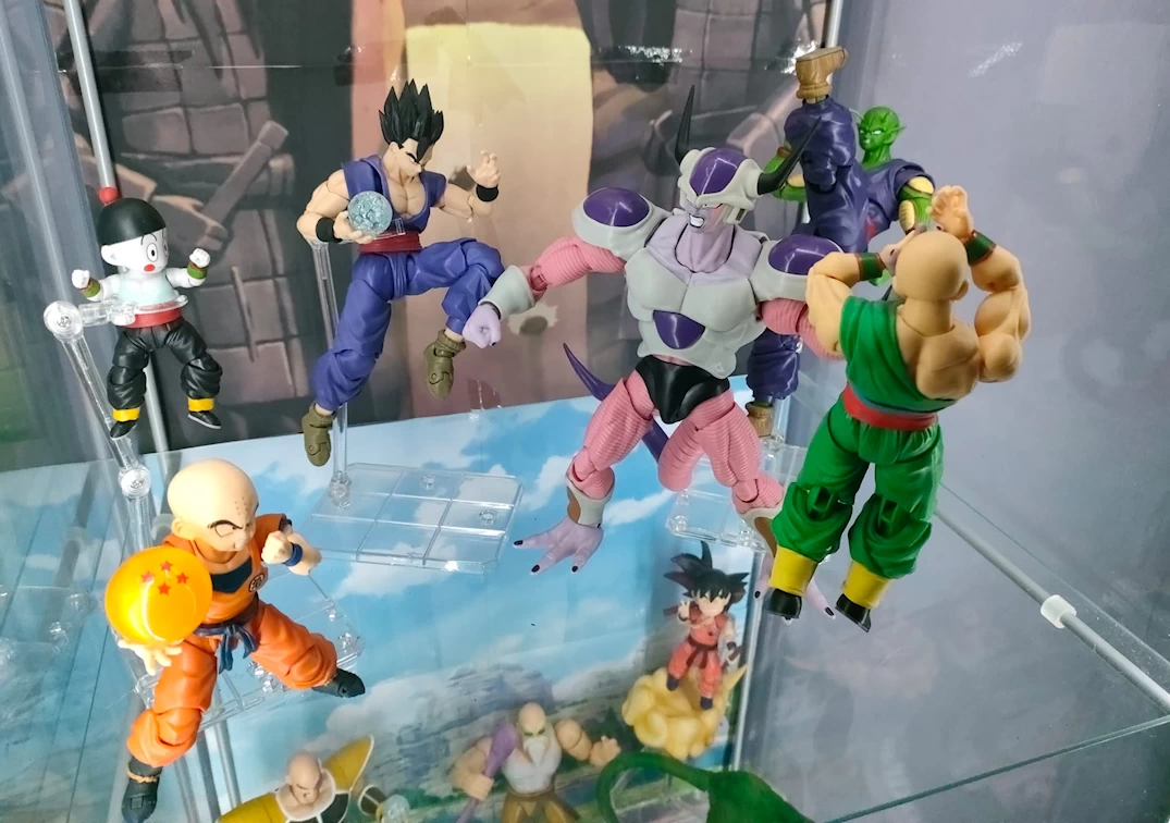 SHF's de Tenshihan & Chaoz junto a los Guerreros Z vs Frieza Second Form