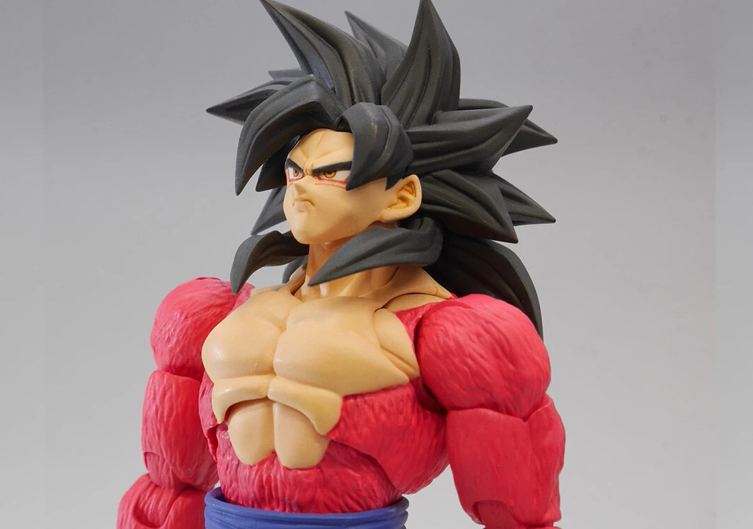 Foto posando del SHF de SSJ 4 Son Goku 2021