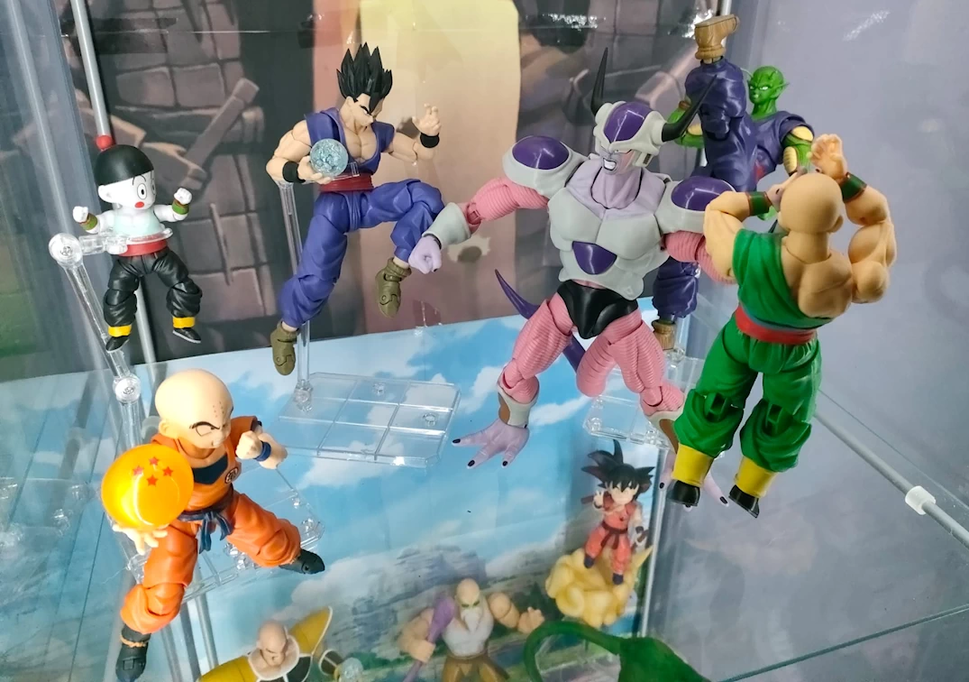 SHF de Krillin 'Earth's Strongest Man' y los Warriors Z Vs Frieza Second Form