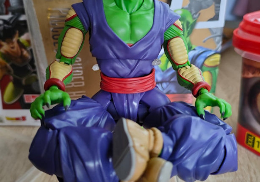 SHF de Piccolo 'Super Hero' En pose de combate
