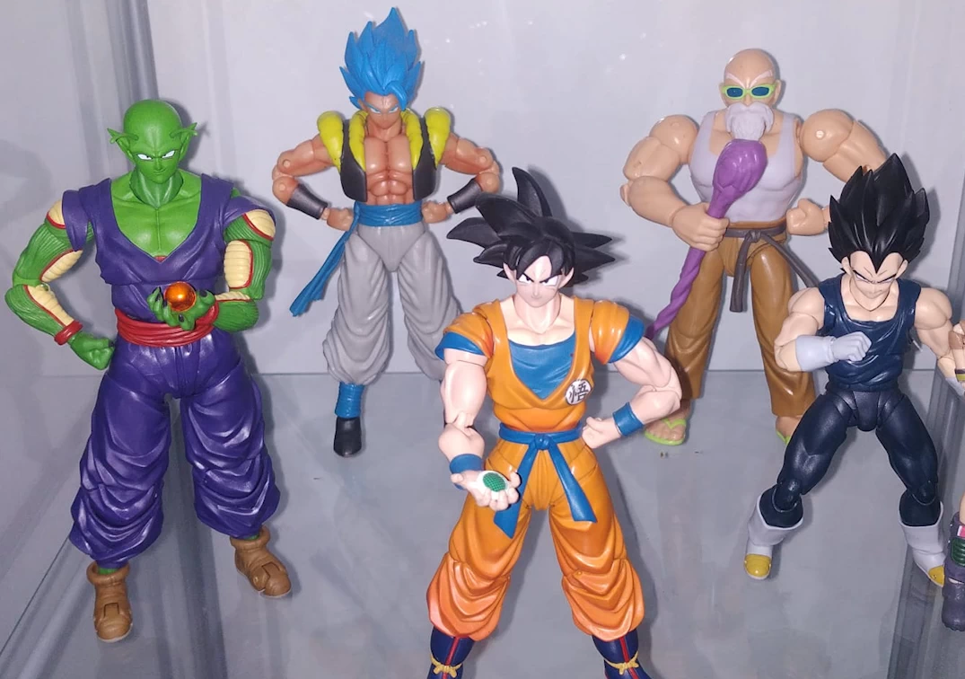 SHF de Piccolo 'Super Hero' Reuniendo las Dragon Ball