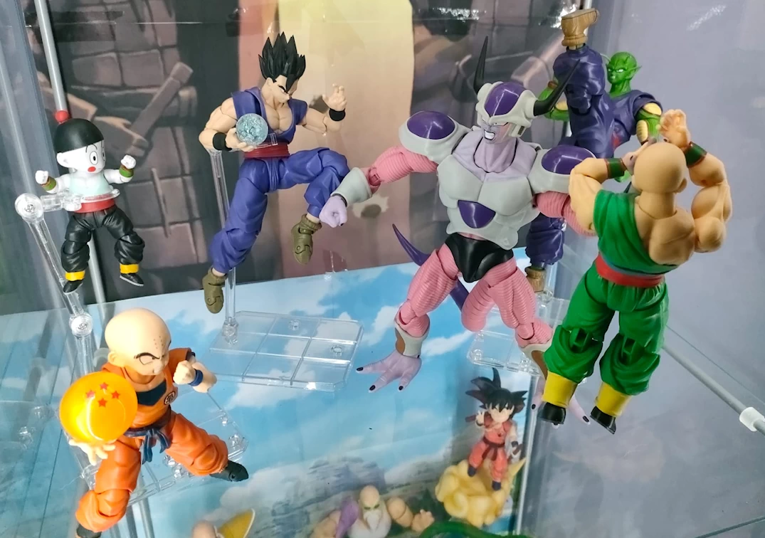 SHF de Piccolo 'Super Hero' y otros guerreros Z VS Frieza Second Form