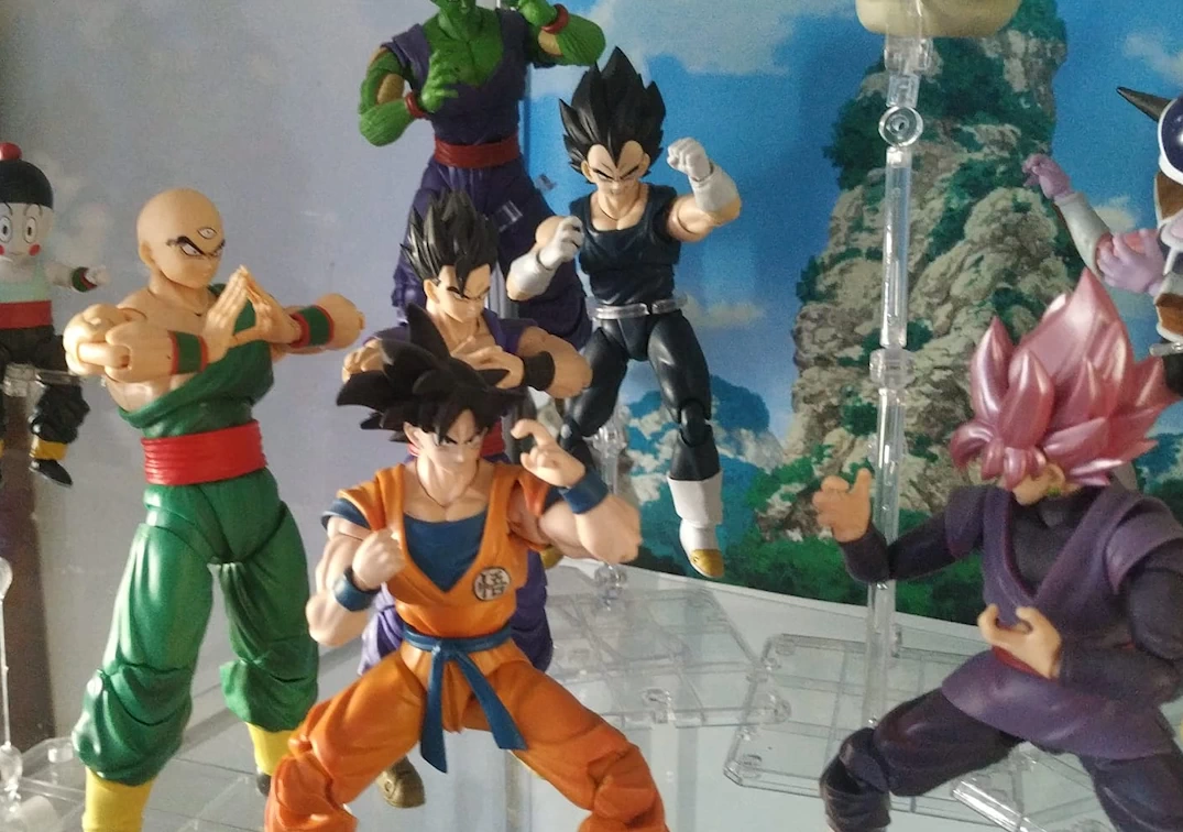 SHF de Son Goku 'Super Hero' y otros Warriors Z contra Villanos