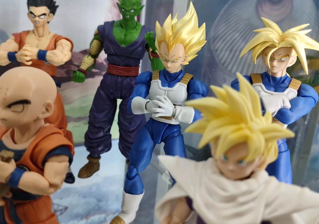 Foto posando del SHF de SSJ Vegeta ‘Awakening Super Saiyan Blood’ 2023 en los Cell Games