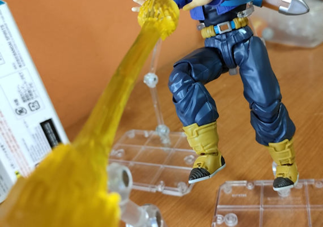 Foto posando del SHF de SSJ Trunks ‘Boy from the Future’ 2023