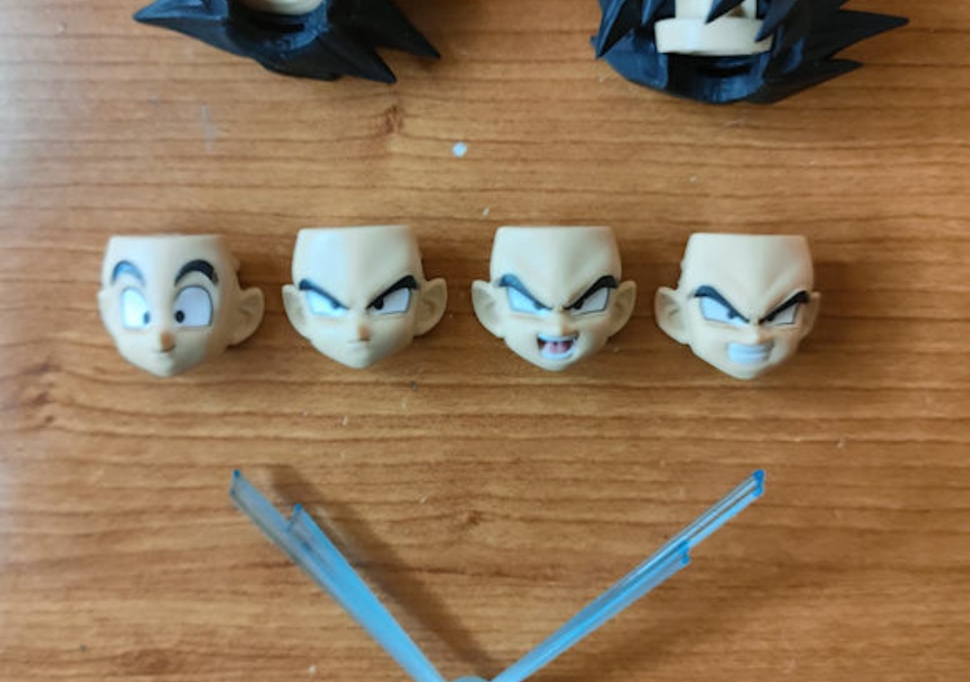 Accesorios: Rostros, Cabellos y Kame Hame Ha del SHF de Son Goku 'GT' 2024