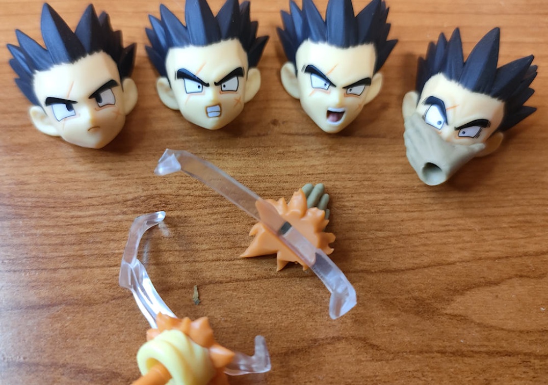 Accesorios (Rostros y brazo para Dr. Gero) del SHF de Yamcha 'Earth's foremost fighter' 2024