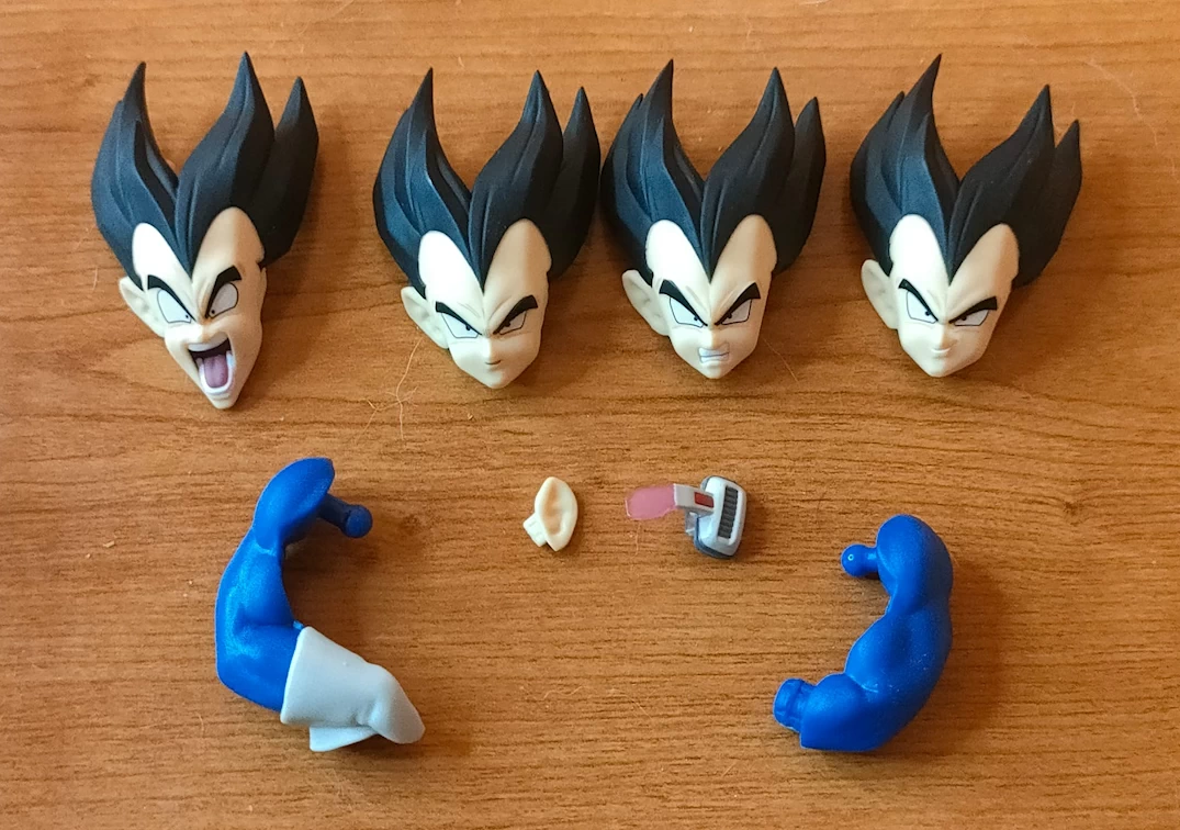 Accesorios (rostros y brazos cruzados) del SHF de Vegeta ‘24000 Power level’ 2024