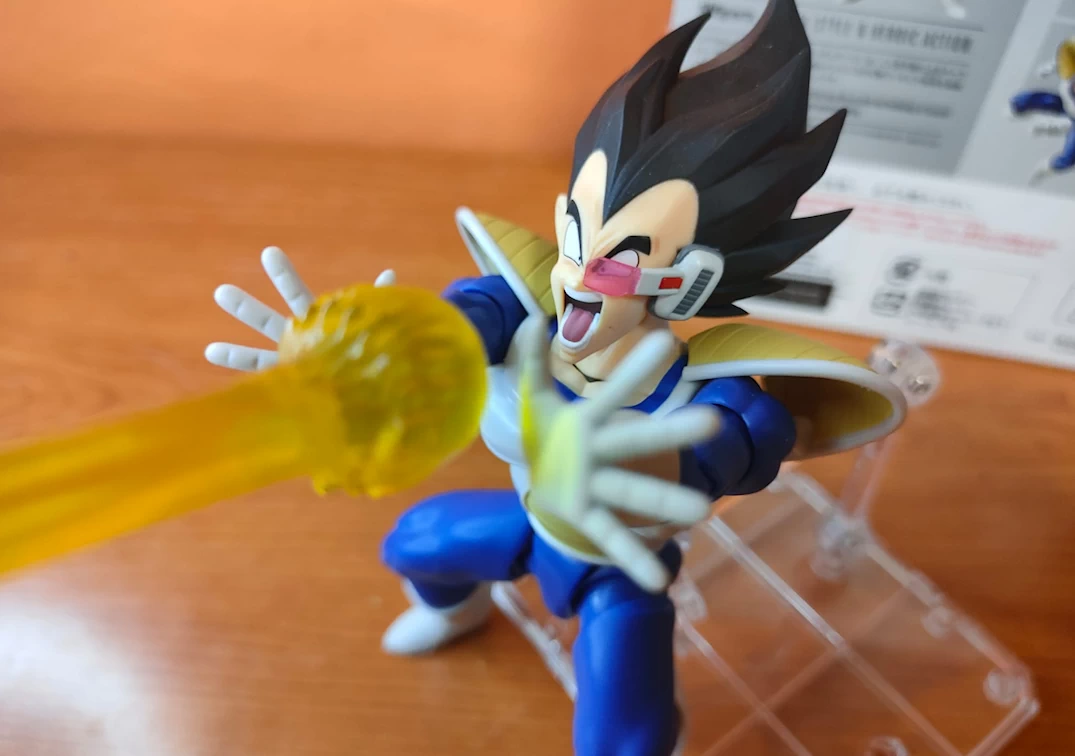 Foto posando del SHF de Vegeta ‘24000 Power level’ 2024