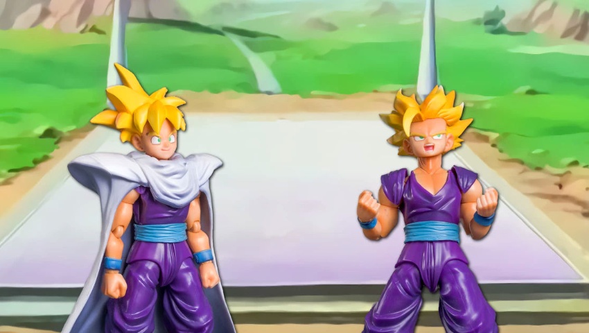 Super Saiyan Son Gohan - S.H. Figuarts - Dragon Ball Z - SDCC 2012