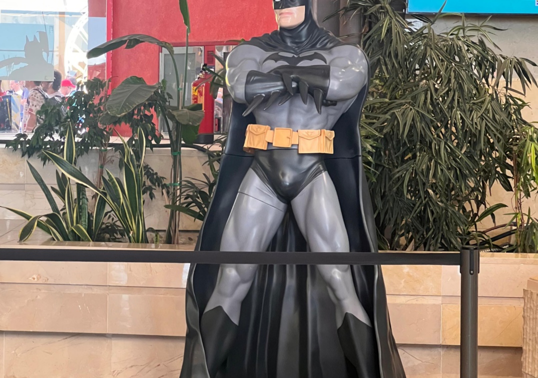 Foto de Estatua de Batman | SDCC Málaga 2025