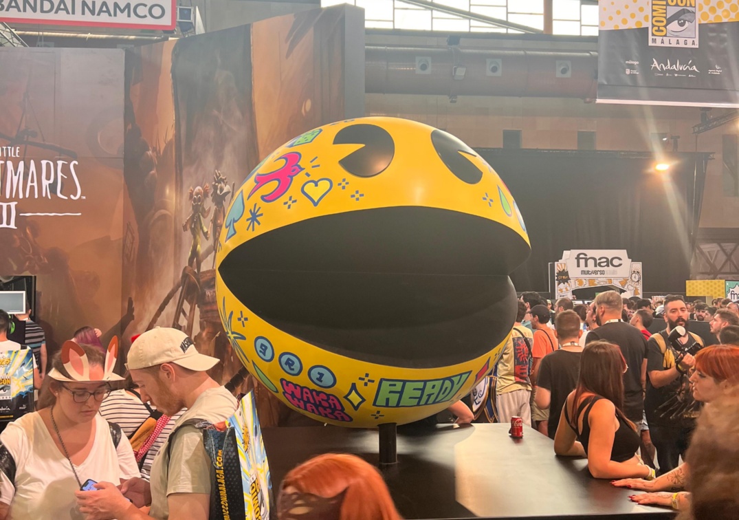 Foto de  Estatua de Pac Man | SDCC Málaga 2025